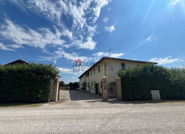 appartamento in vendita a Budrio in zona Dugliolo