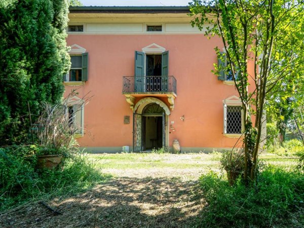 casa indipendente in vendita a Budrio
