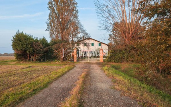 casa indipendente in vendita a Budrio