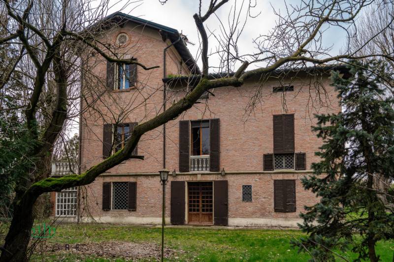 casa indipendente in vendita a Budrio