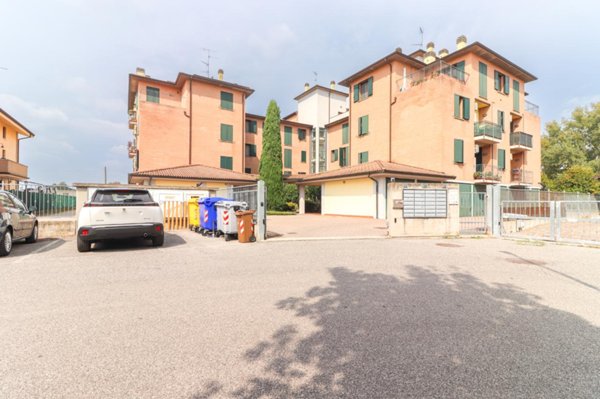 appartamento in vendita a Budrio in zona Cento