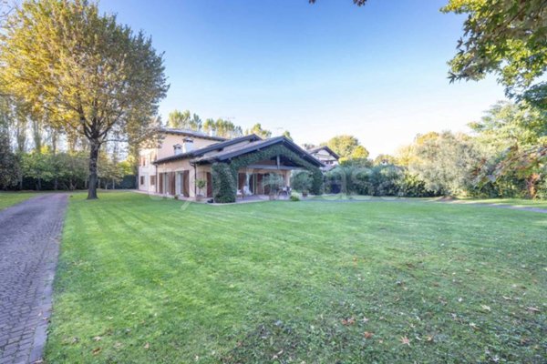 casa indipendente in vendita a Budrio