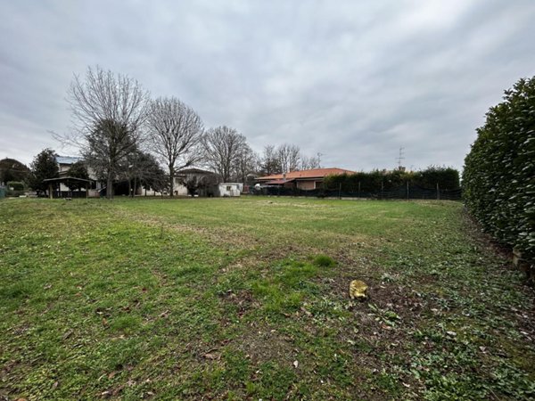 terreno agricolo in vendita a Budrio in zona Cento