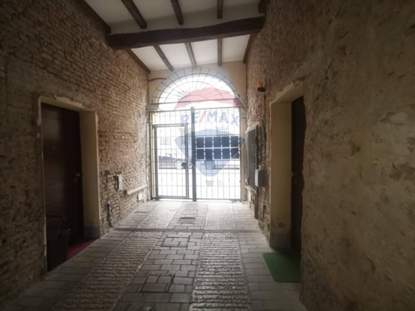 appartamento in vendita a Budrio in zona Cento