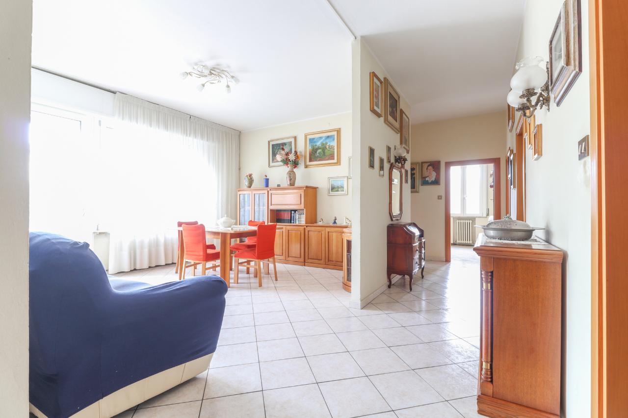 appartamento in vendita a Budrio in zona Cento