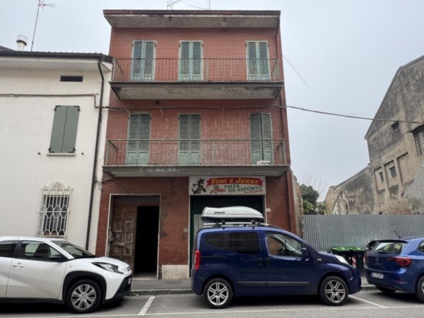 appartamento in vendita a Budrio in zona Cento