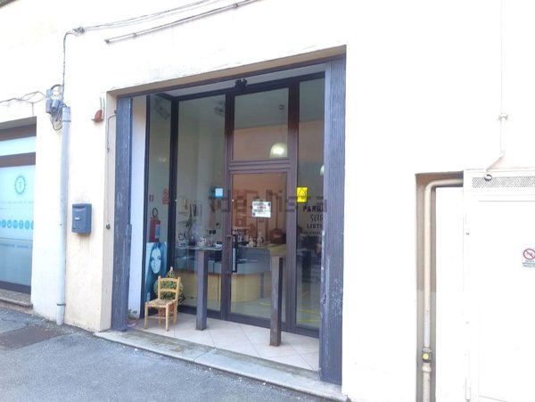 locale commerciale in vendita a Budrio