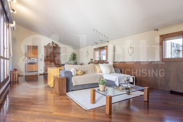 appartamento in vendita a Budrio in zona Cento