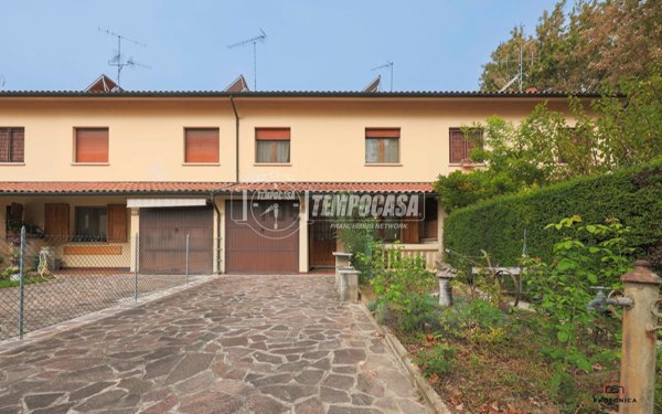 casa indipendente in vendita a Budrio