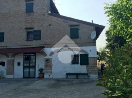 casa indipendente in vendita a Budrio