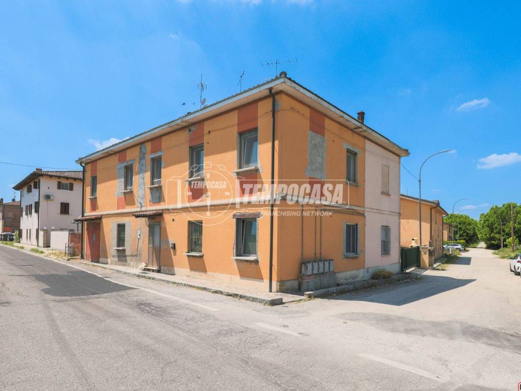 casa indipendente in vendita a Budrio in zona Riccardina