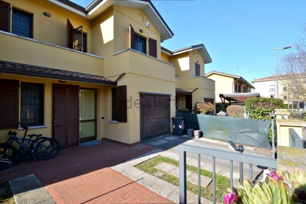 casa indipendente in vendita a Budrio in zona Vedrana