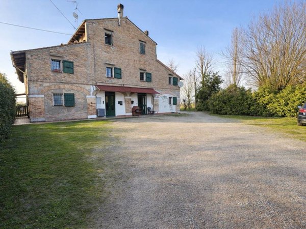 casa indipendente in vendita a Budrio