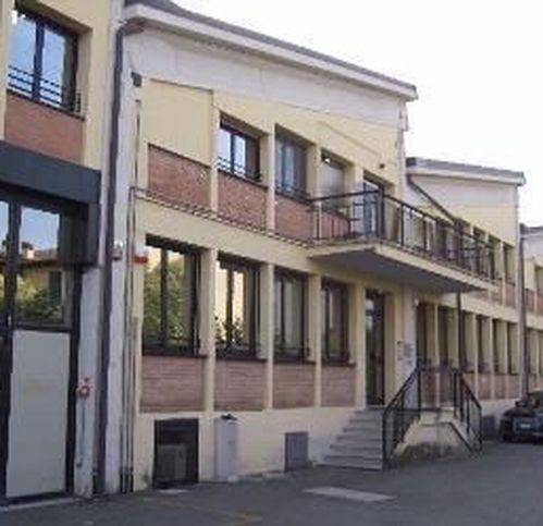 negozio in vendita a Budrio in zona Prunaro