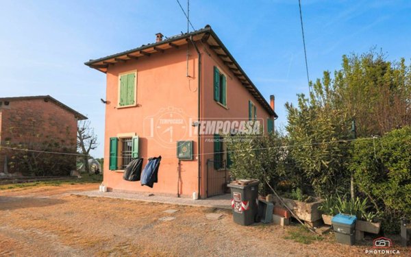 casa indipendente in vendita a Budrio in zona Mezzolara