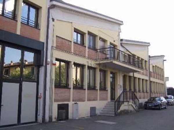 locale di sgombero in vendita a Budrio in zona Prunaro