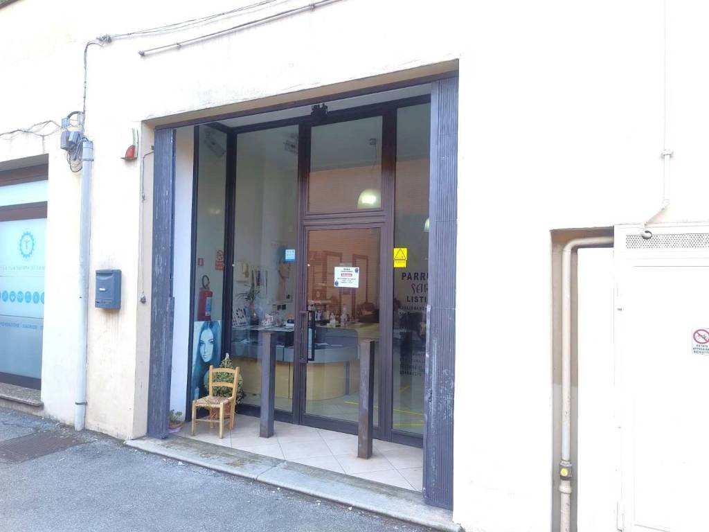 negozio in vendita a Budrio
