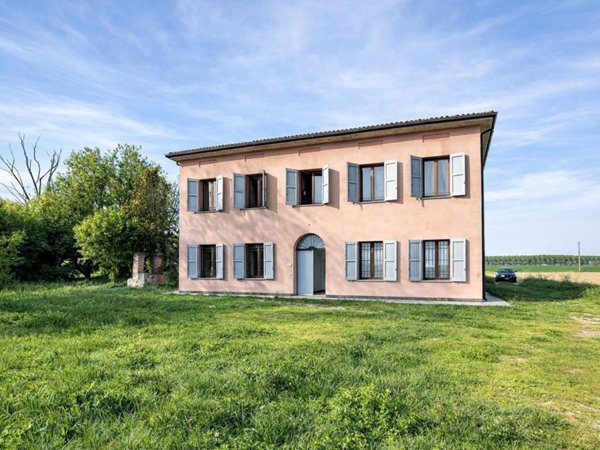 casa indipendente in vendita a Budrio in zona Cento