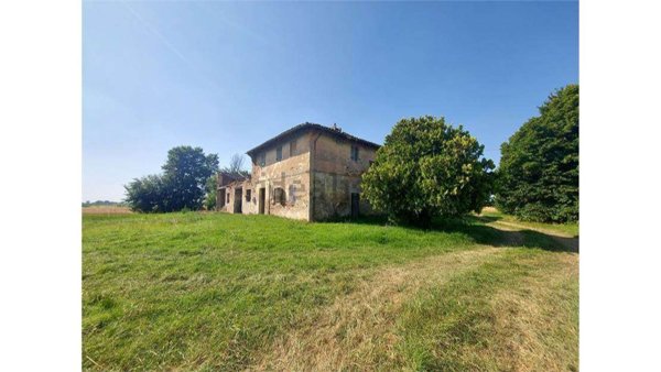 casale in vendita a Budrio