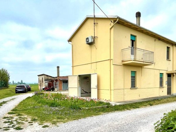 casa indipendente in vendita a Budrio