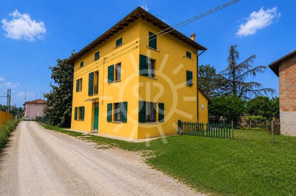 appartamento in vendita a Budrio in zona Mezzolara