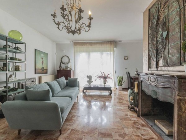 casa indipendente in vendita a Budrio in zona Cento