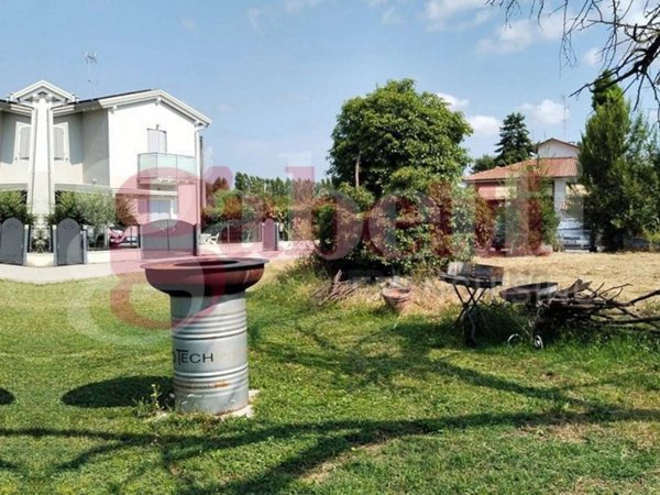 casa indipendente in vendita a Budrio in zona Cento