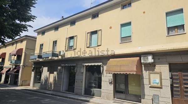 locale commerciale in vendita a Budrio in zona Mezzolara