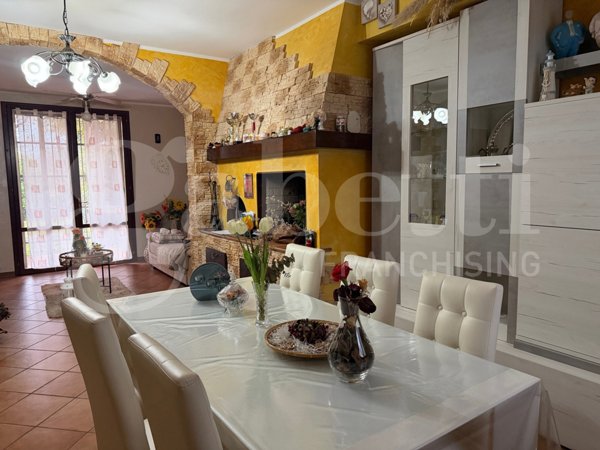 casa indipendente in vendita a Budrio in zona Prunaro