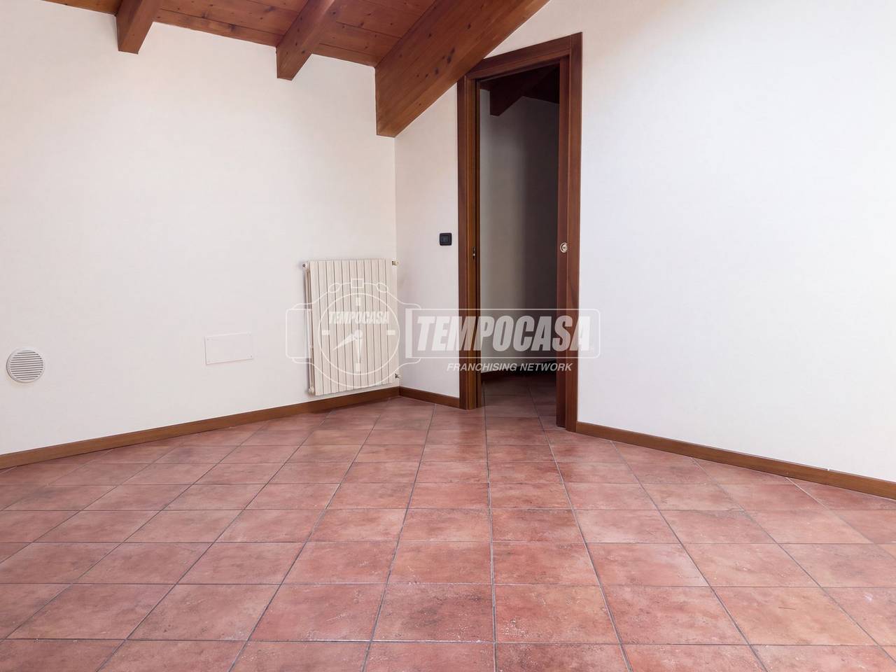 appartamento in vendita a Budrio in zona Cento