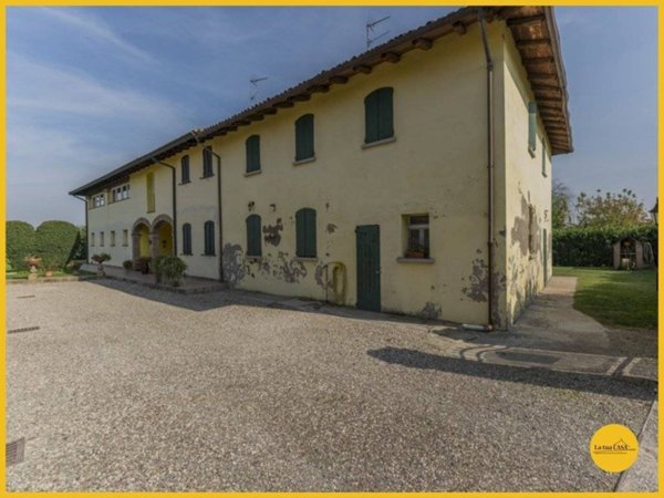 casa indipendente in vendita a Budrio in zona Dugliolo