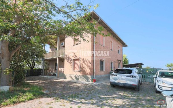 casa indipendente in vendita a Budrio