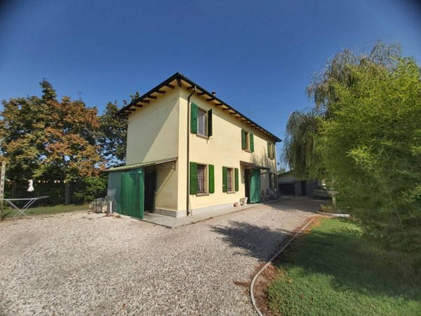 casa indipendente in vendita a Budrio in zona Dugliolo