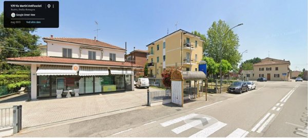 locale commerciale in vendita a Budrio