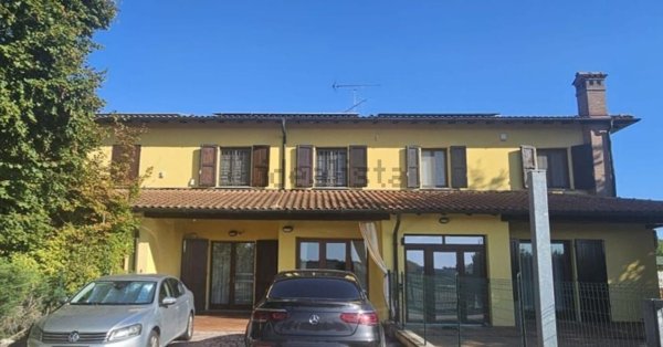 casa indipendente in vendita a Budrio in zona Mezzolara
