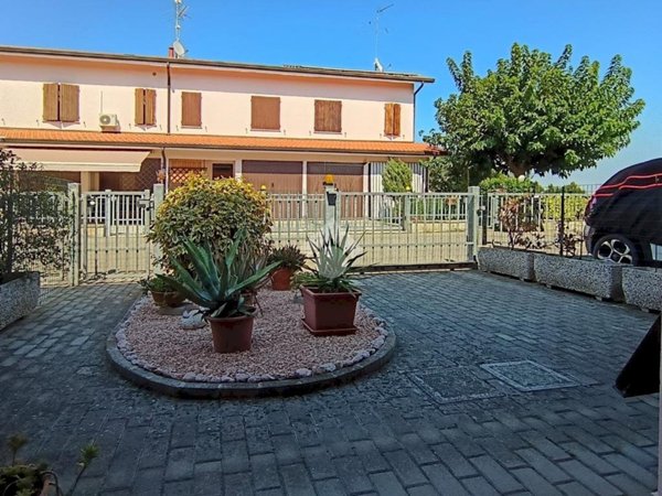 casa indipendente in vendita a Budrio