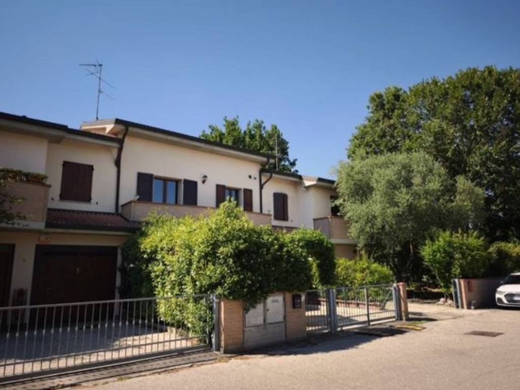casa indipendente in vendita a Budrio in zona Vedrana