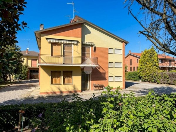 casa indipendente in vendita a Budrio in zona Riccardina