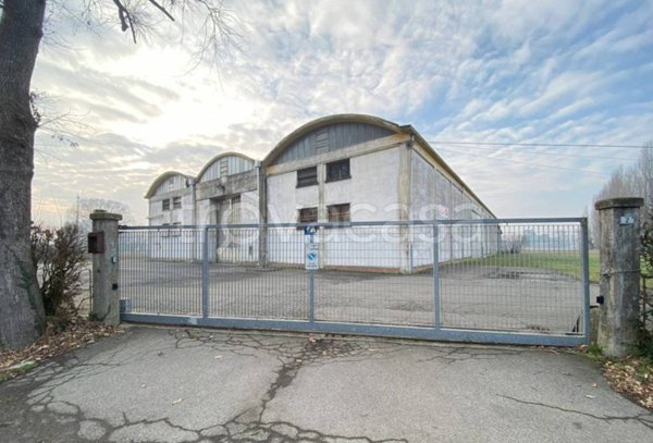 capannone in vendita a Calderara di Reno in zona Tavernelle