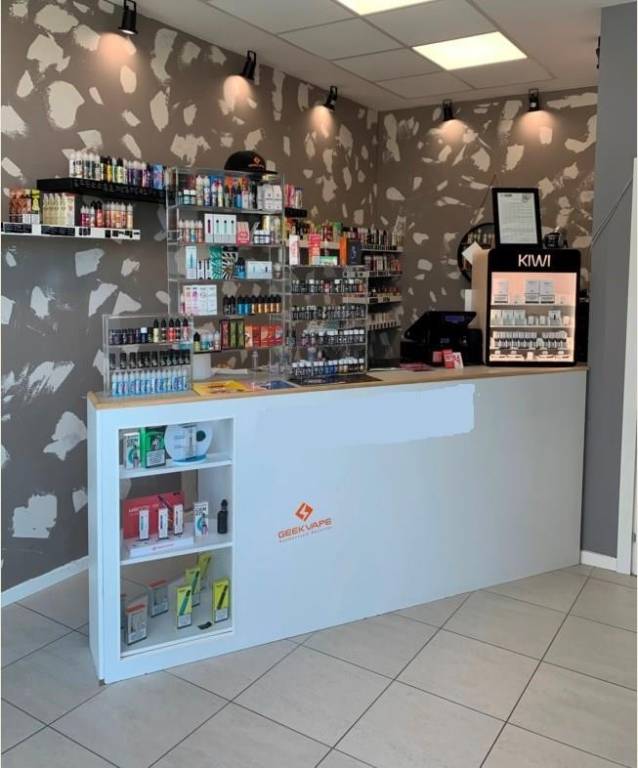 negozio in vendita a Calderara di Reno