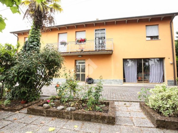 casa indipendente in vendita a Calderara di Reno