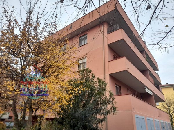 appartamento in vendita a Calderara di Reno in zona Longara