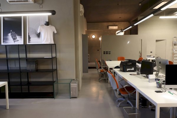 locale commerciale in vendita a Calderara di Reno in zona Bargellino