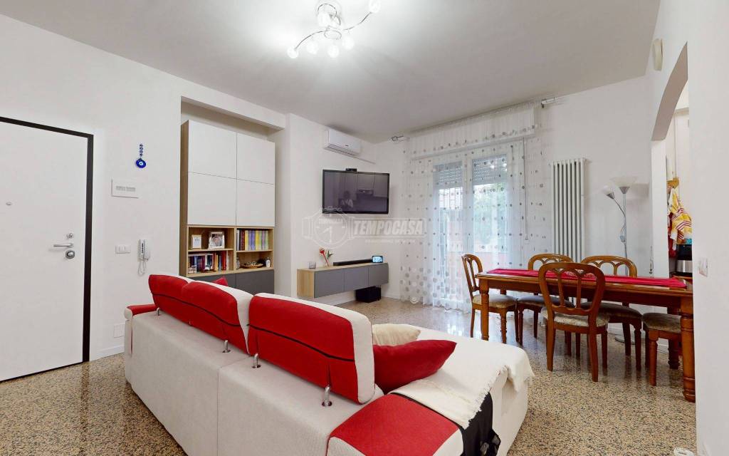 appartamento in vendita a Calderara di Reno in zona Tavernelle