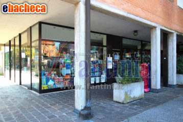 ufficio in vendita a Calderara di Reno