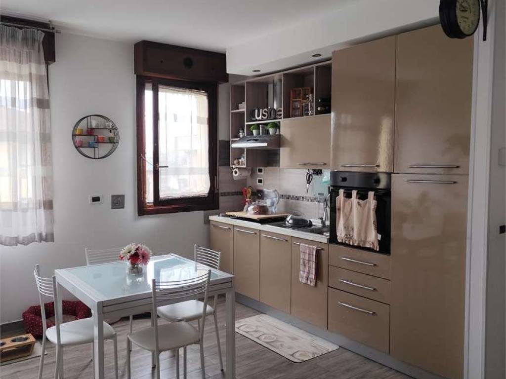 appartamento in vendita a Calderara di Reno in zona Longara