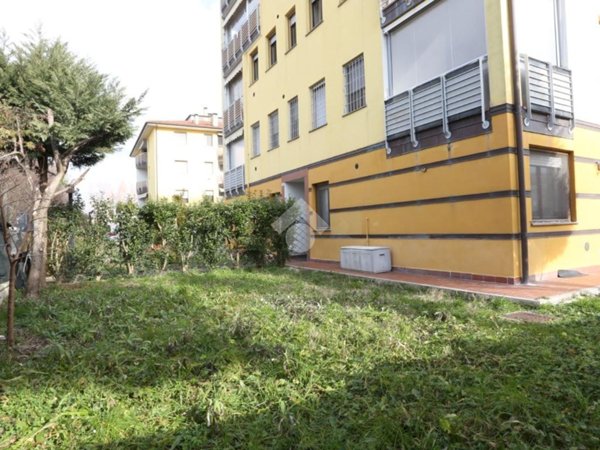 appartamento in vendita a Calderara di Reno in zona Longara