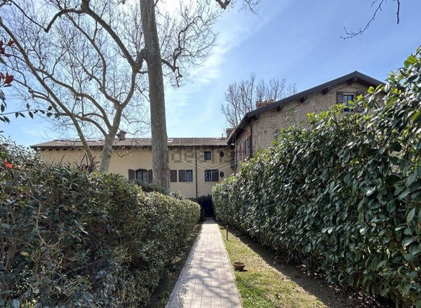 appartamento in vendita a Calderara di Reno in zona Sacerno