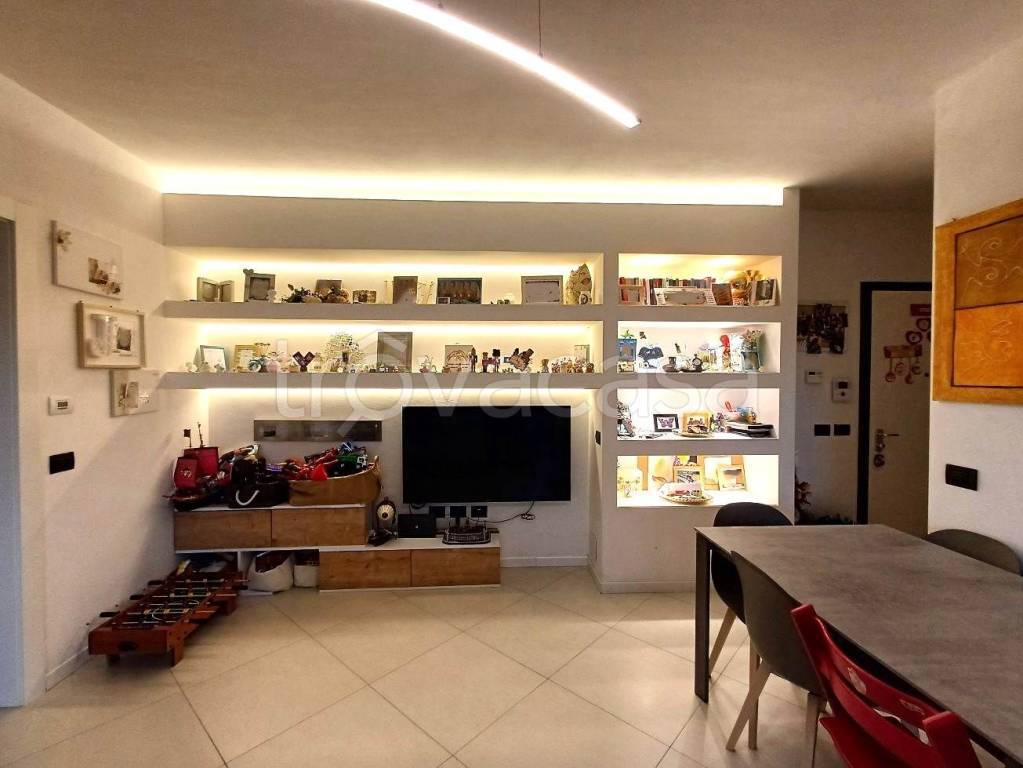 appartamento in vendita a Calderara di Reno