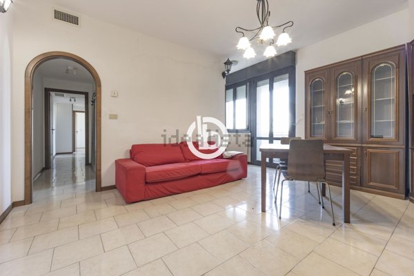 appartamento in vendita a Calderara di Reno in zona Lippo